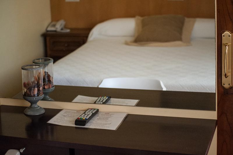 Hostal Antolin ريدونديلا المظهر الخارجي الصورة