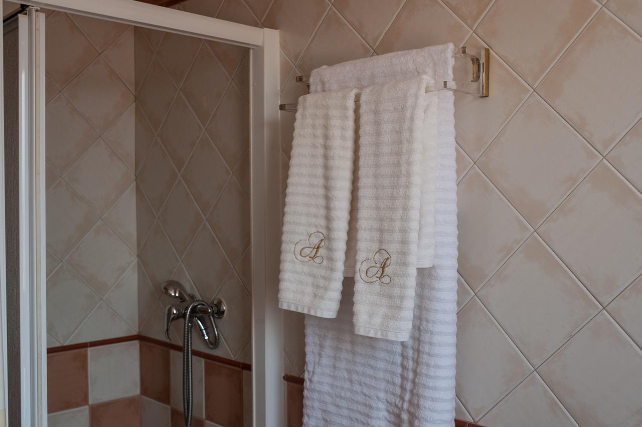 Hostal Antolin ريدونديلا المظهر الخارجي الصورة